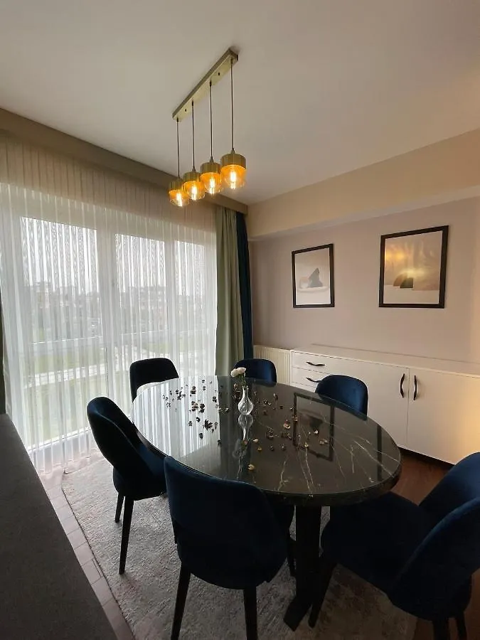 Luxury 2-Bedroom Apartment In Prime Suites Near Mall Of Istanbul - 87